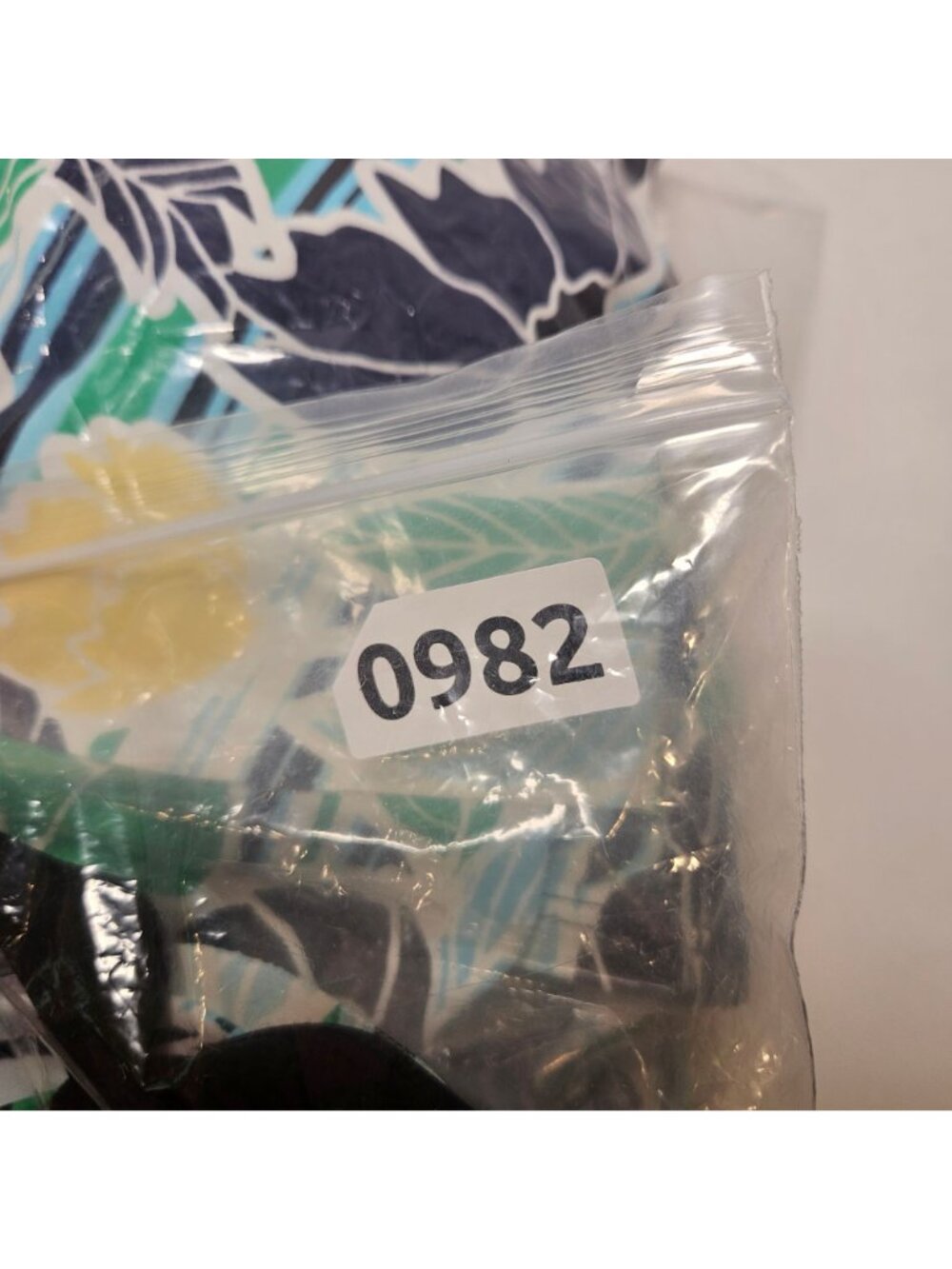 Catherines Top 22W Green Black Blue Yellow Swimsuit Top Tankini Tank Adjustable - Picture 12 of 12